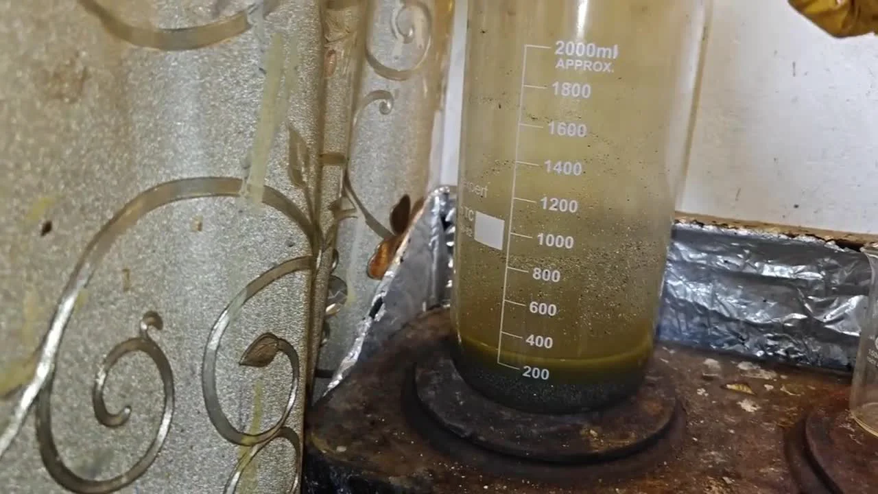 Chemical treatment of the ash