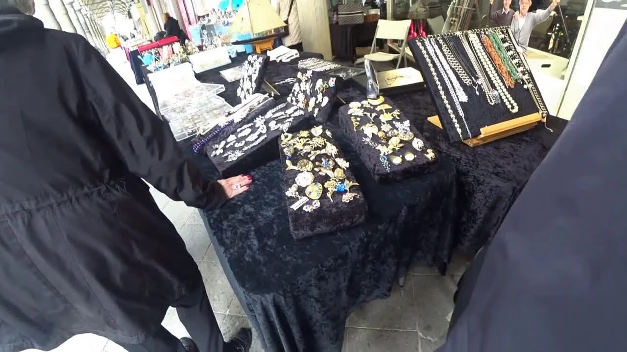 The World of Vintage Brooches: From Coco Chanel to Flea Market Finds