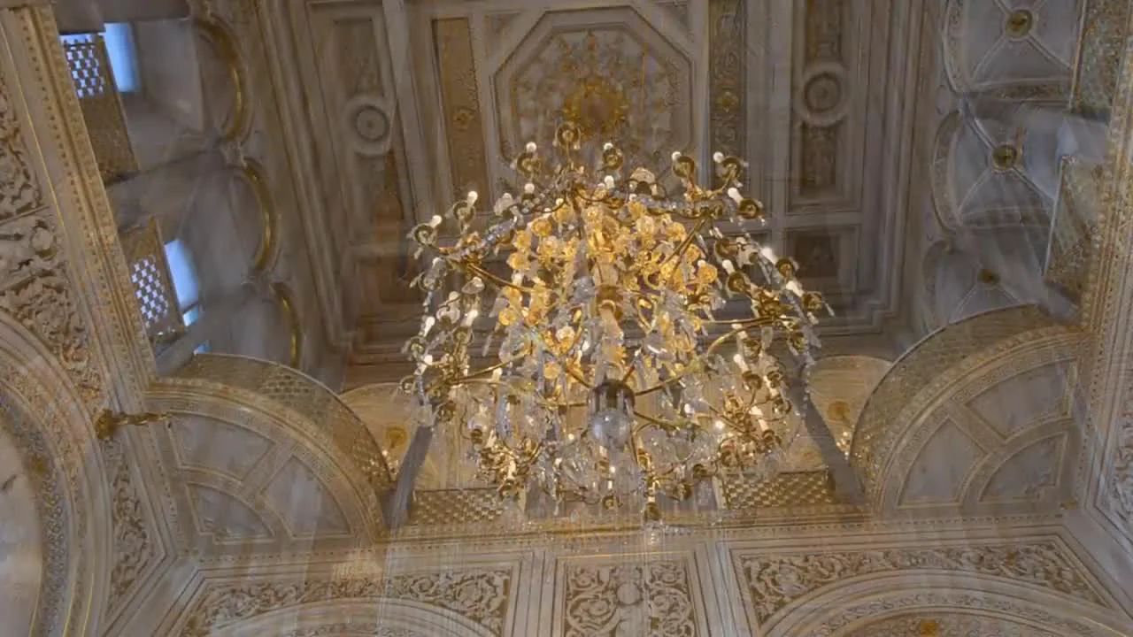 The Peacock Clock: A Masterpiece of 18th-Century Mechanics from the Hermitage