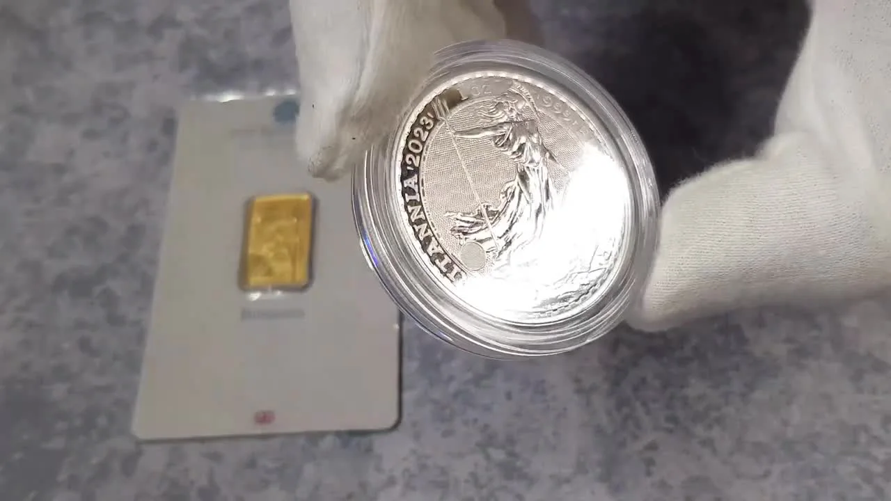 Features of "Britannia" Investment Coins