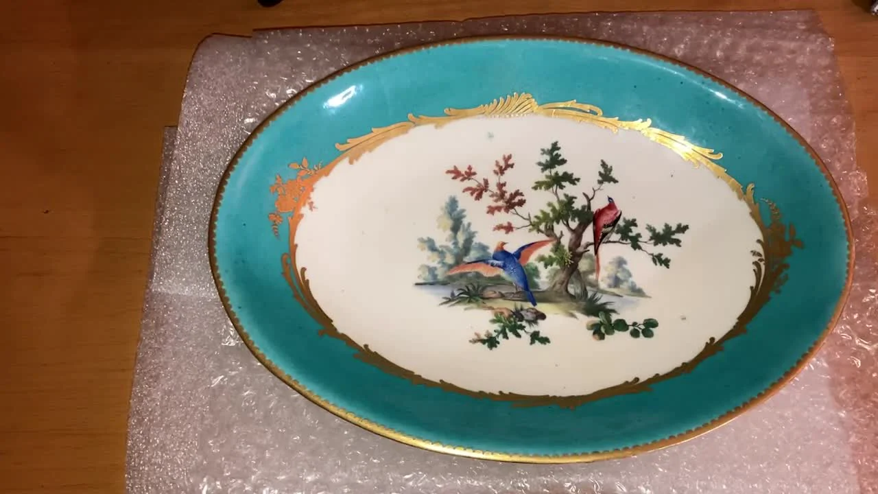 'Whiteware': The Fate of Undecorated Porcelain