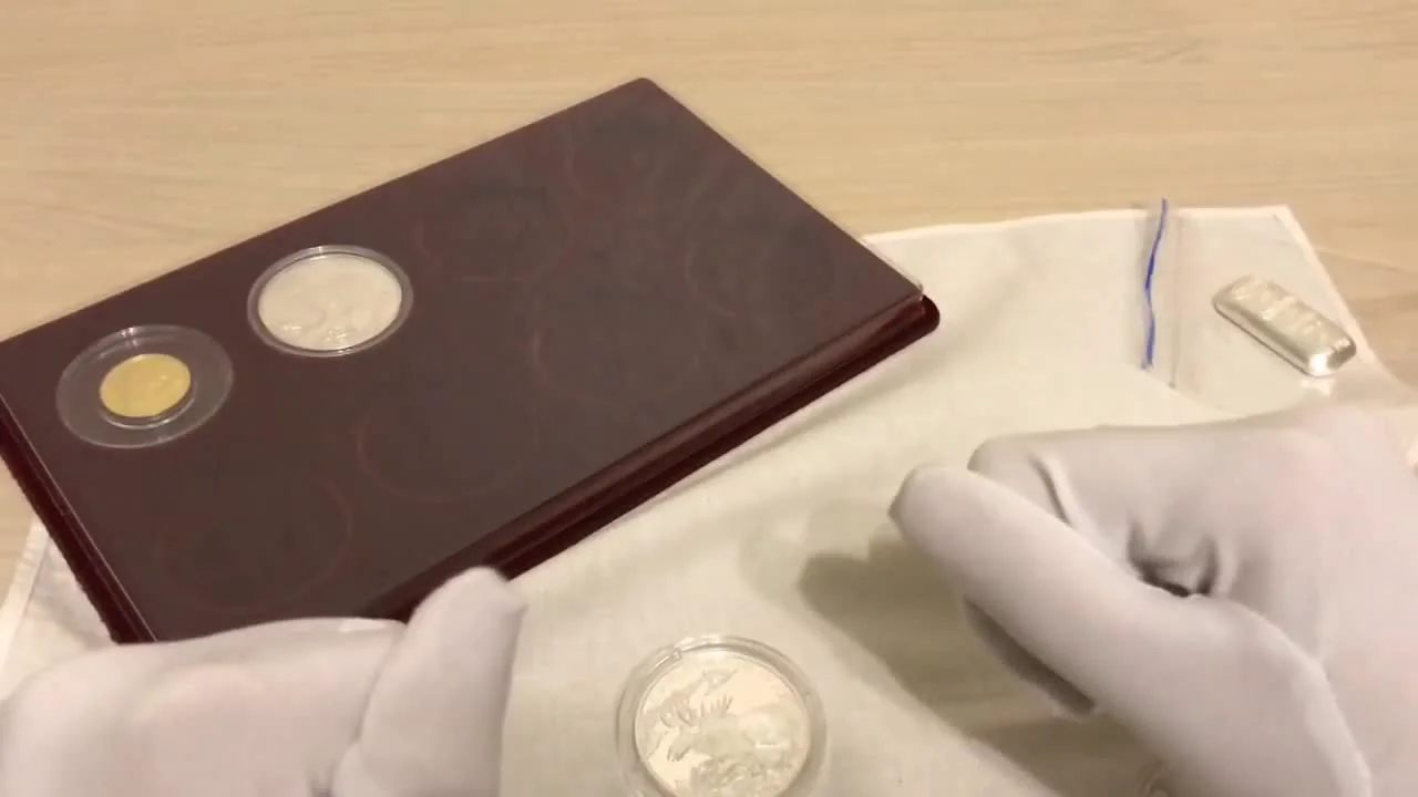 Organizing the Collection in a Tray