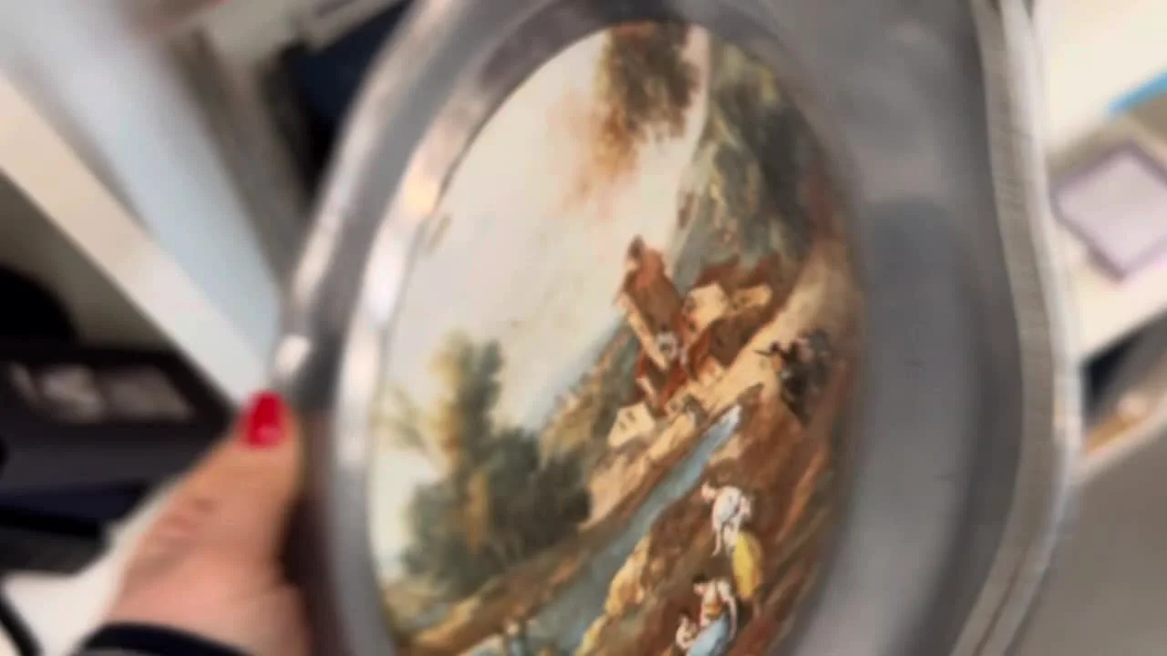 Finds from the Flea Market: From Vintage Porcelain to Unusual Decor Items