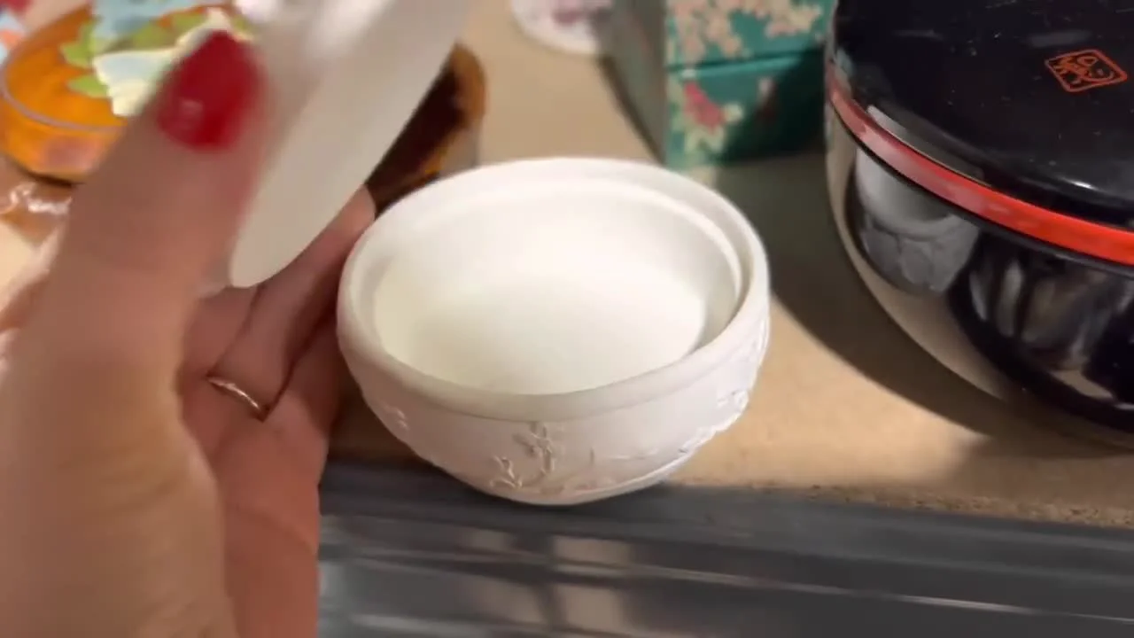 Trinkets That Create Coziness: Boxes and Decor